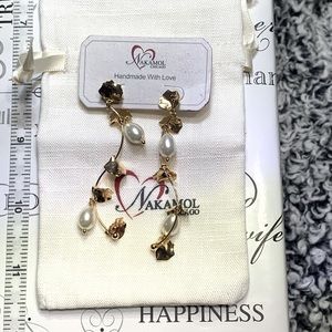 NWOT Nakamol Handmade Gold and Pearl Earrings